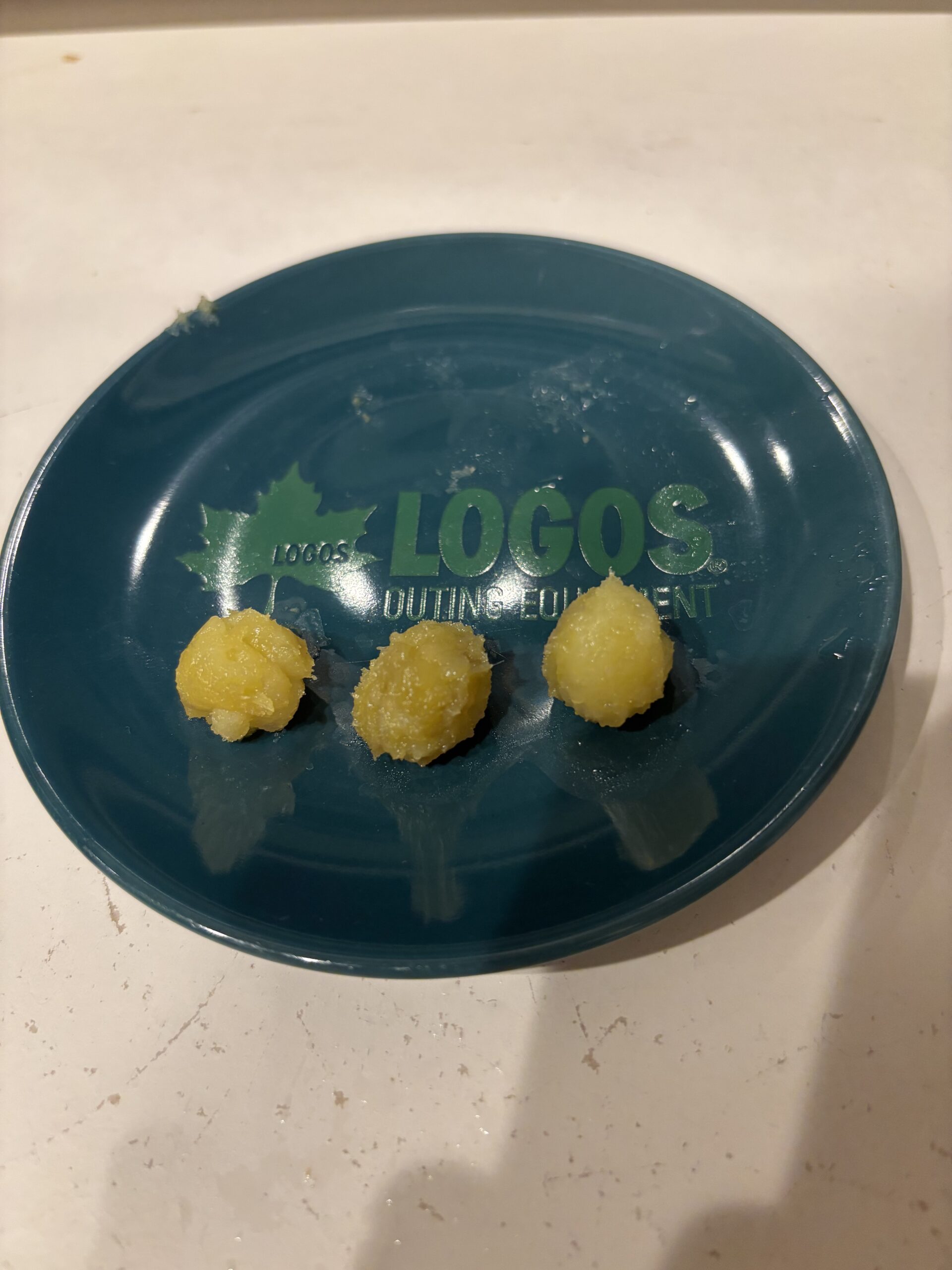 💊 老犬にお薬を飲ませる方法…チュールも焼き芋も見破られた話【16歳トイプードルの介護記録】